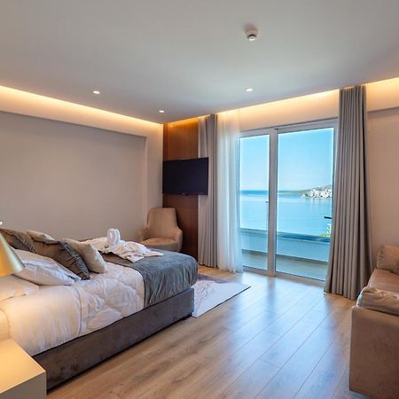 Hotel Oasis Sarande Bagian luar foto