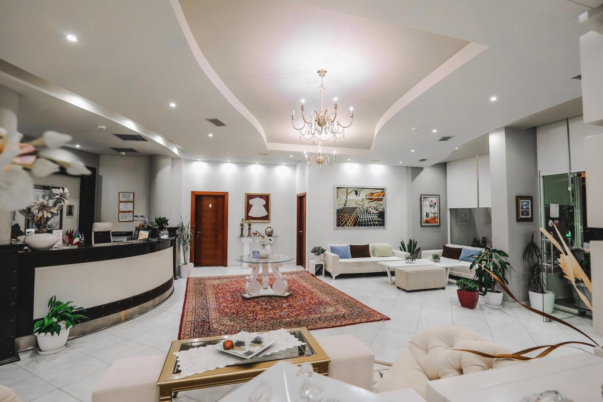 Hotel Oasis Sarande Bagian luar foto